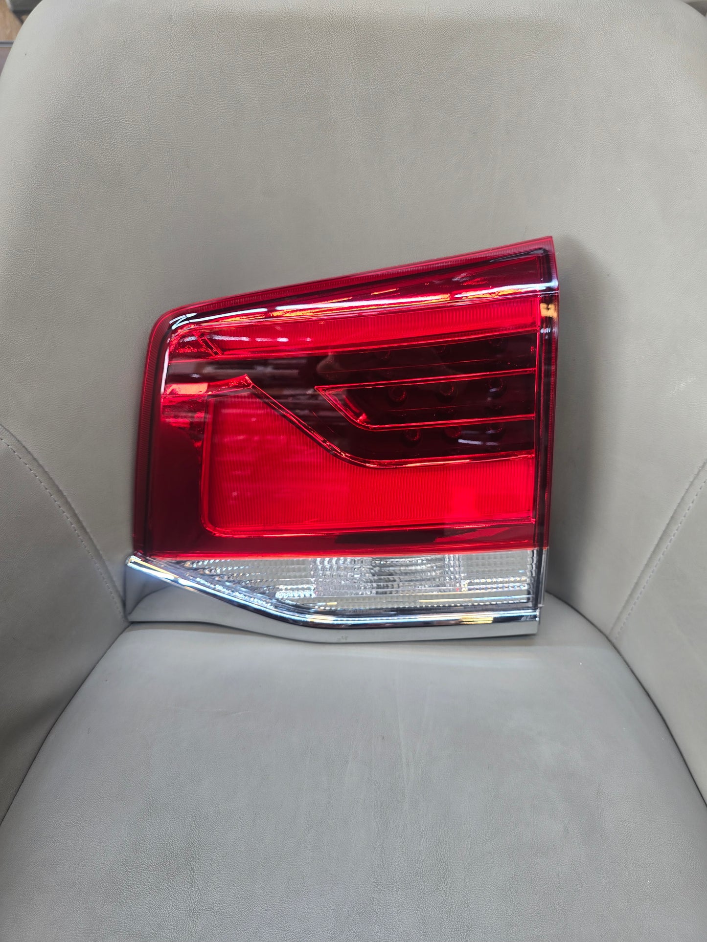 TAIL LAMP FOR LAND CRUISER 2016 - 2017 - 2018 - 2019 - 2020 - 2021