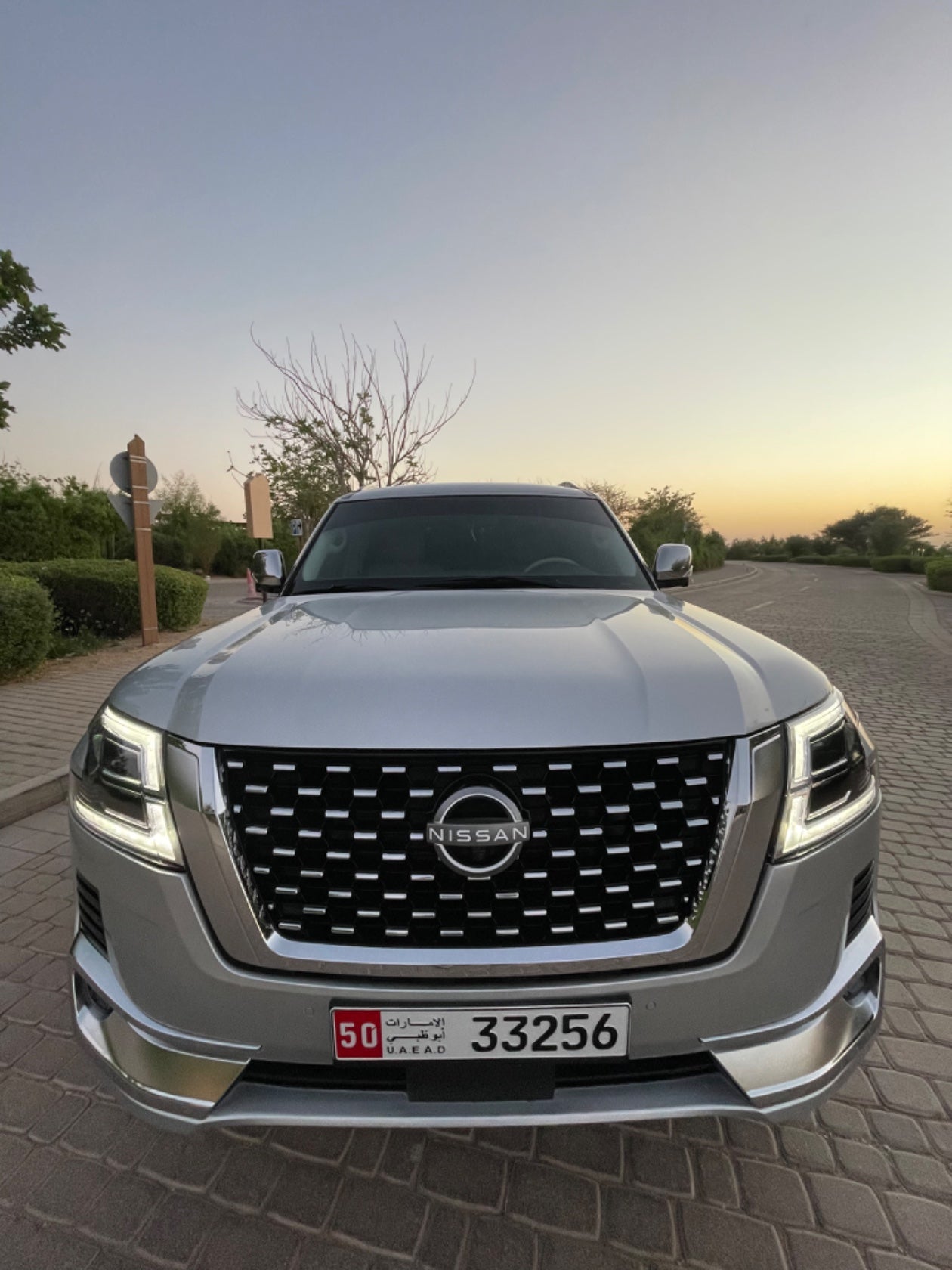 FRONT SHOW GRILL FOR NISSAN PATROL 2021 - 2022 - 2023 AND 2024