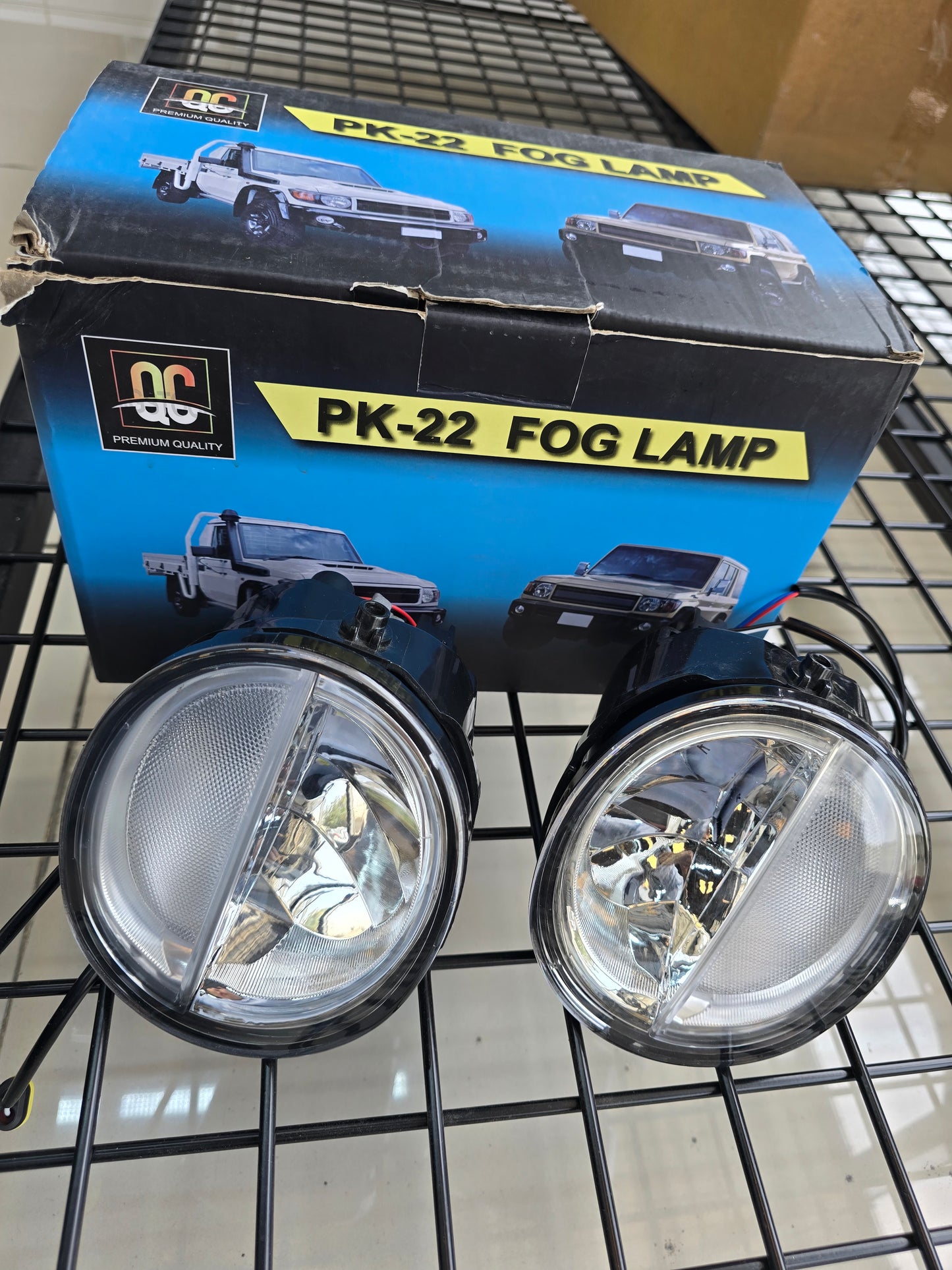 FOG LAMP LAND CRUISER PICK UP 2022