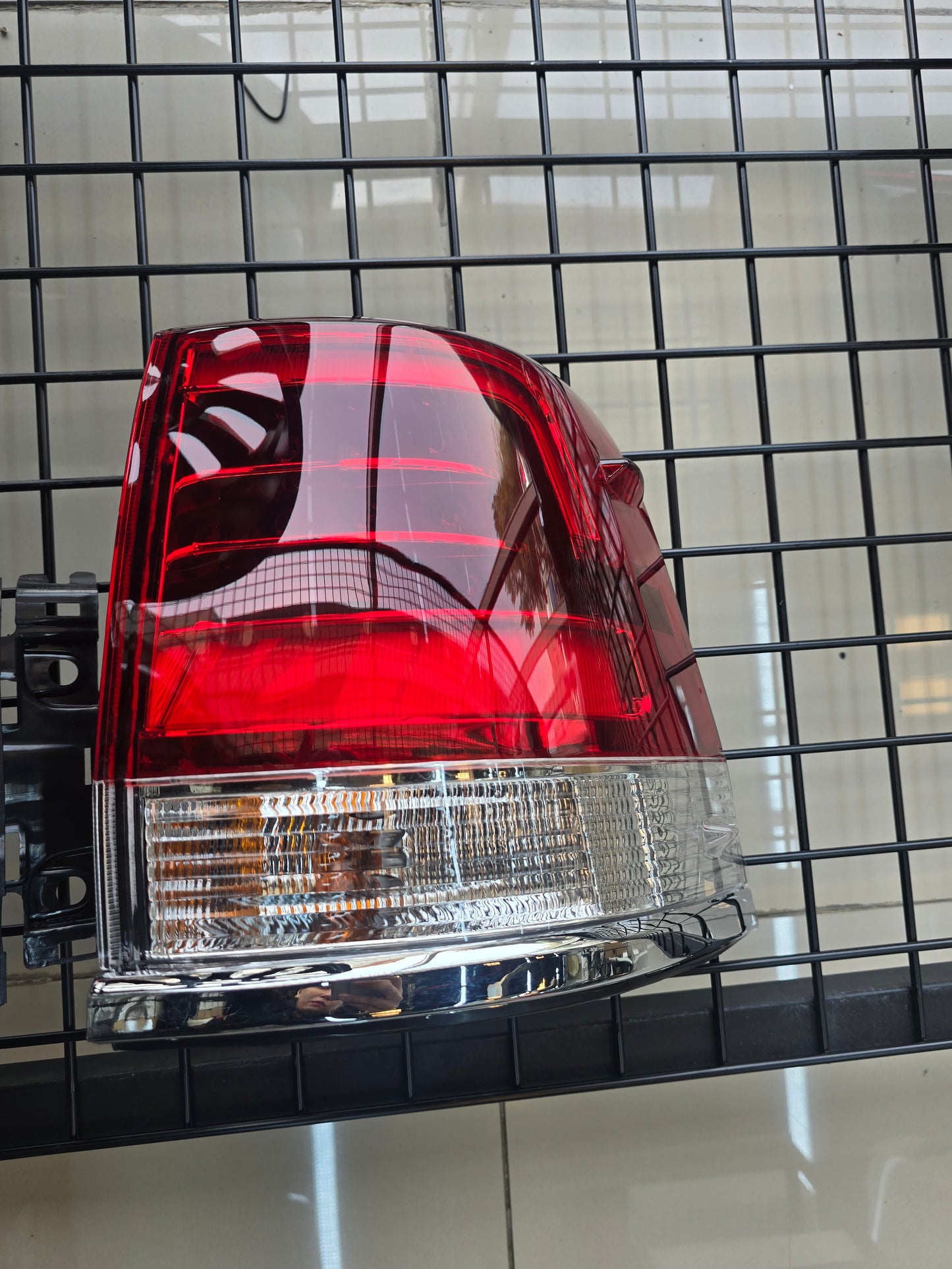 TAIL LAMP FOR LAND CRUISER 2016 - 2017 - 2018 - 2019 - 2020 - 2021